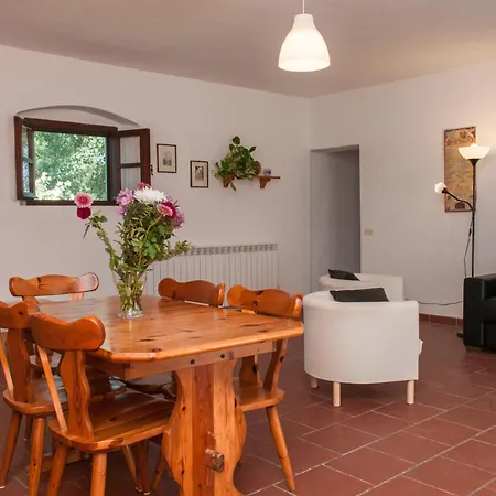 Podere I Giganti منزل ريفي