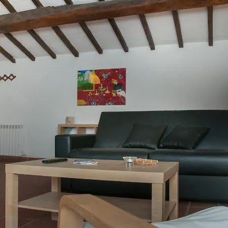 Podere I Giganti Kır Evi *